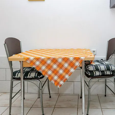 With Swimming Pool - 25961 רוגוזניצה