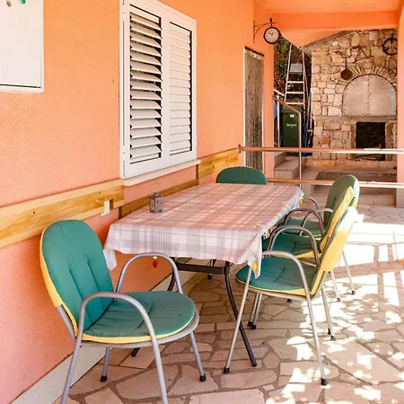 Apartamento With Swimming Pool - 25961 *