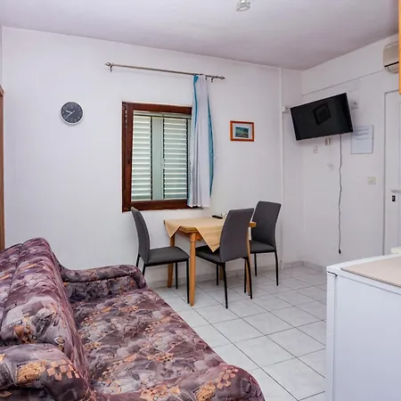 Apartamento With Swimming Pool - 25961 Rogoznica (Sibenik-Knin)