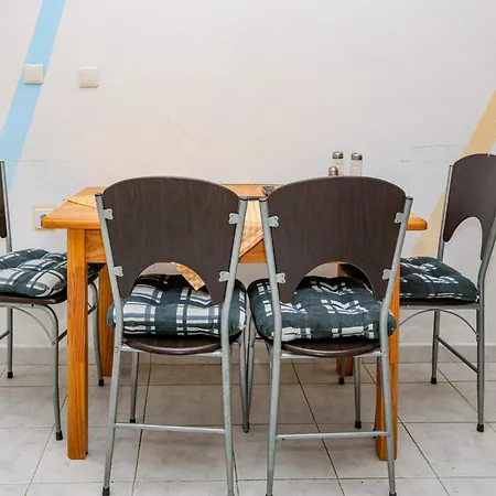 דירה With Swimming Pool - 25961 רוגוזניצה