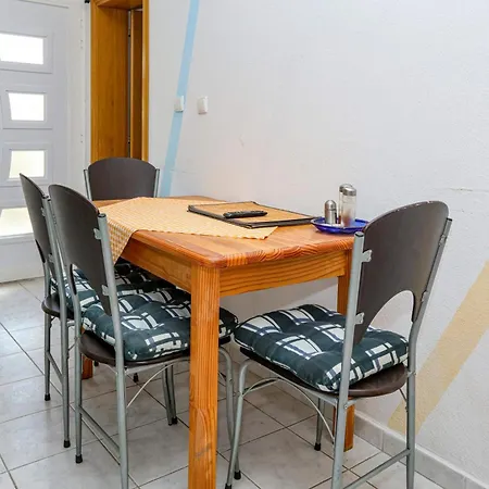 Apartamento With Swimming Pool - 25961 Rogoznica (Sibenik-Knin)