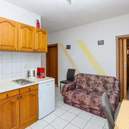 With Swimming Pool - 25961 Apartamento Rogoznica (Sibenik-Knin)