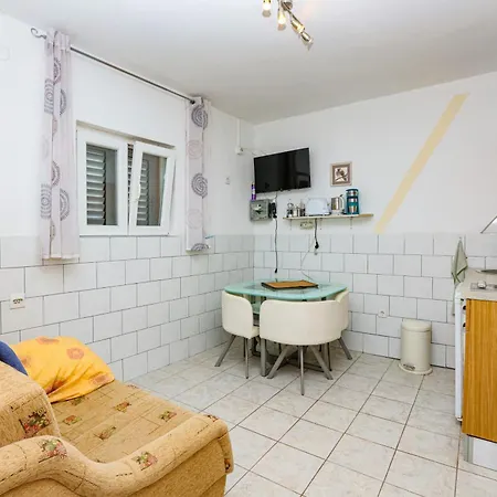 With Swimming Pool - 25961 Rogoznica (Sibenik-Knin)