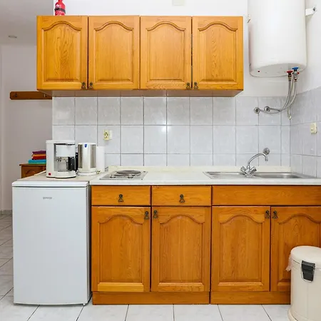 Apartamento With Swimming Pool - 25961 *